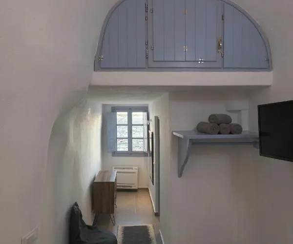 Ammoudi Sunset Cave Santorini * イア